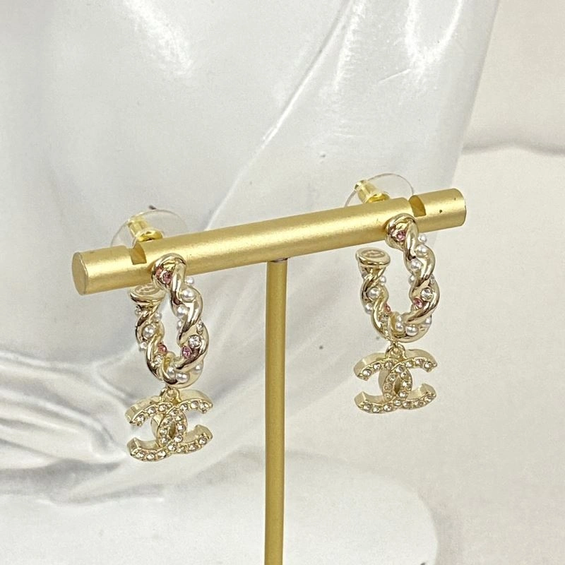 Minimalist Chanel Earrings 228981