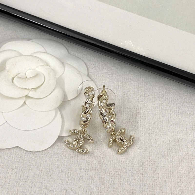 Minimalist Chanel Earrings 228981