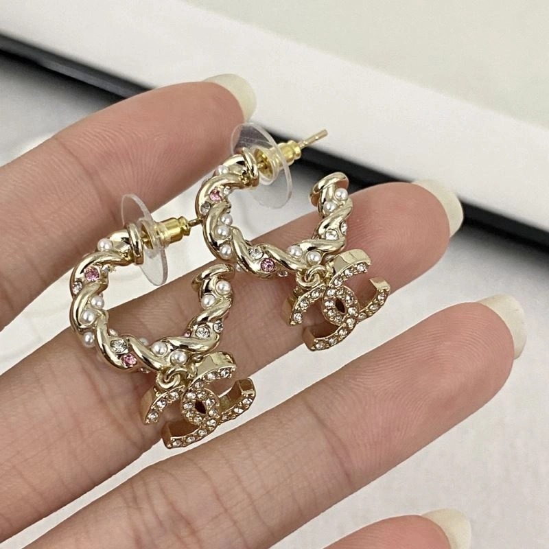 Minimalist Chanel Earrings 228981