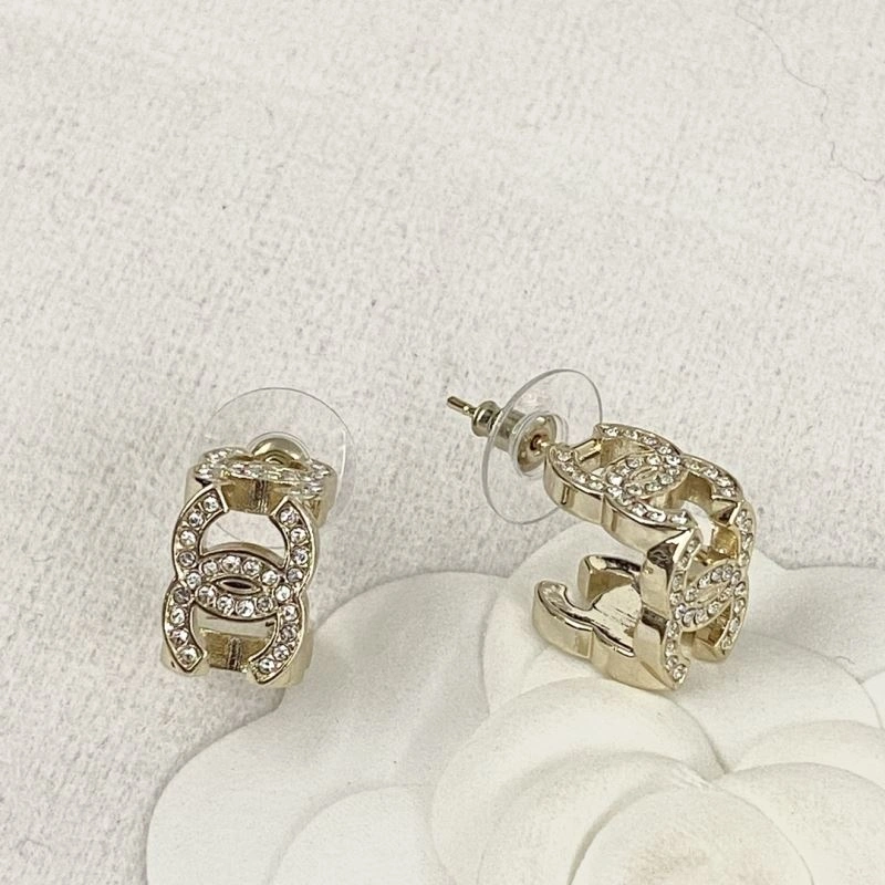 Chanel Earrings Supportive 228978