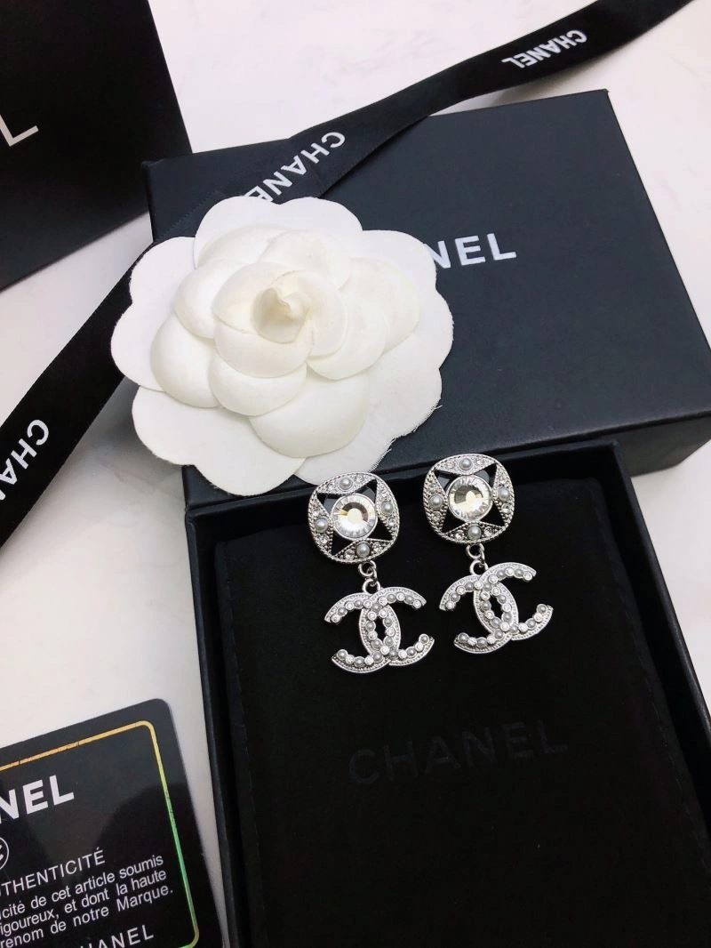 Chanel Earrings WaterResistant 229078