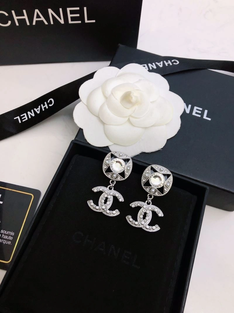 Chanel Earrings WaterResistant 229078
