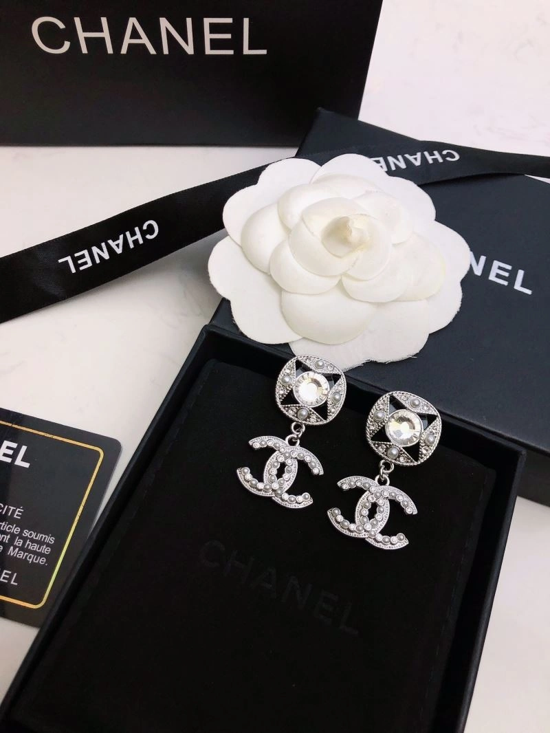Chanel Earrings WaterResistant 229078