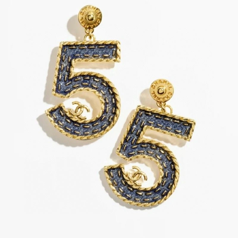 Supportive Chanel Earrings 228945