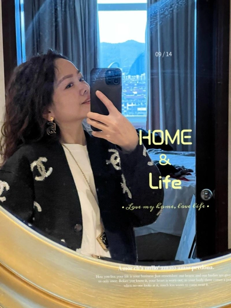 Supportive Chanel Earrings 228945
