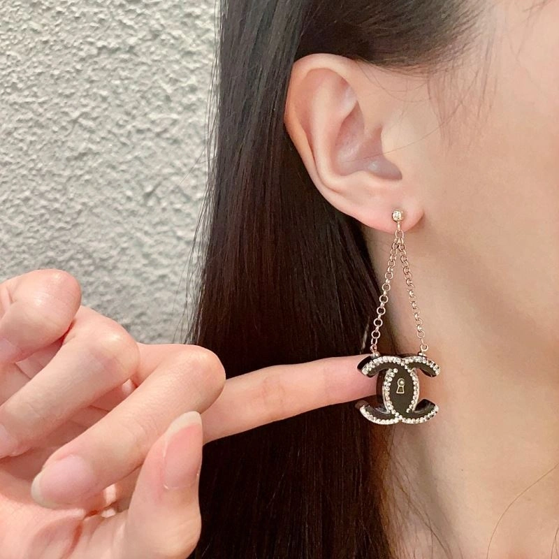 Vibrant Chanel Earrings 228937