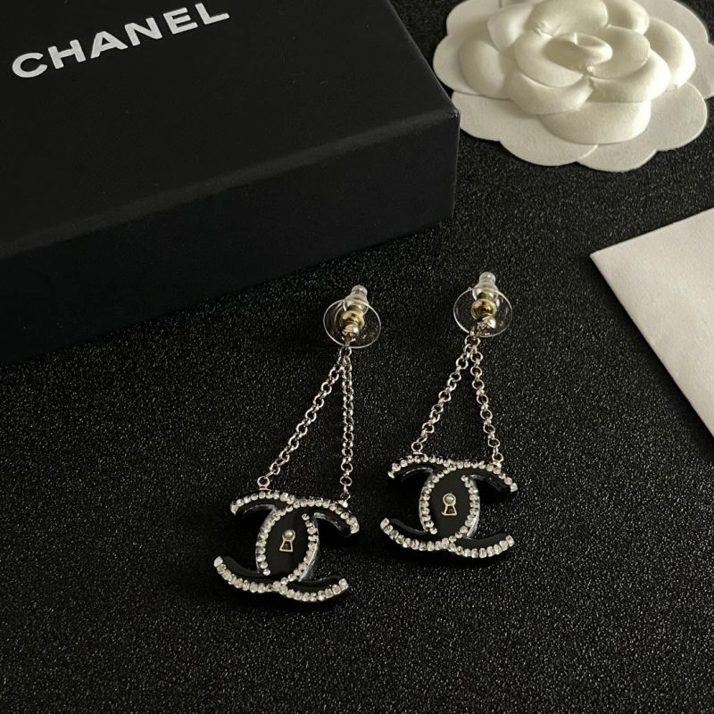 Vibrant Chanel Earrings 228937