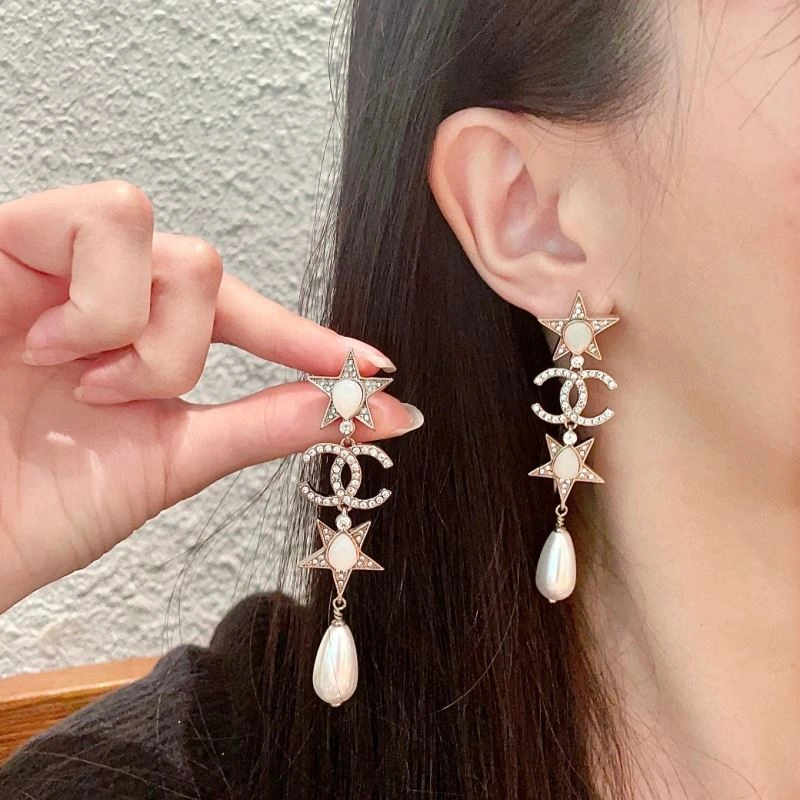 Chanel Earrings Neat 228931