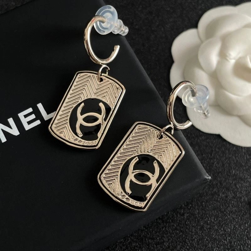 Affordable Chanel Earrings 228932