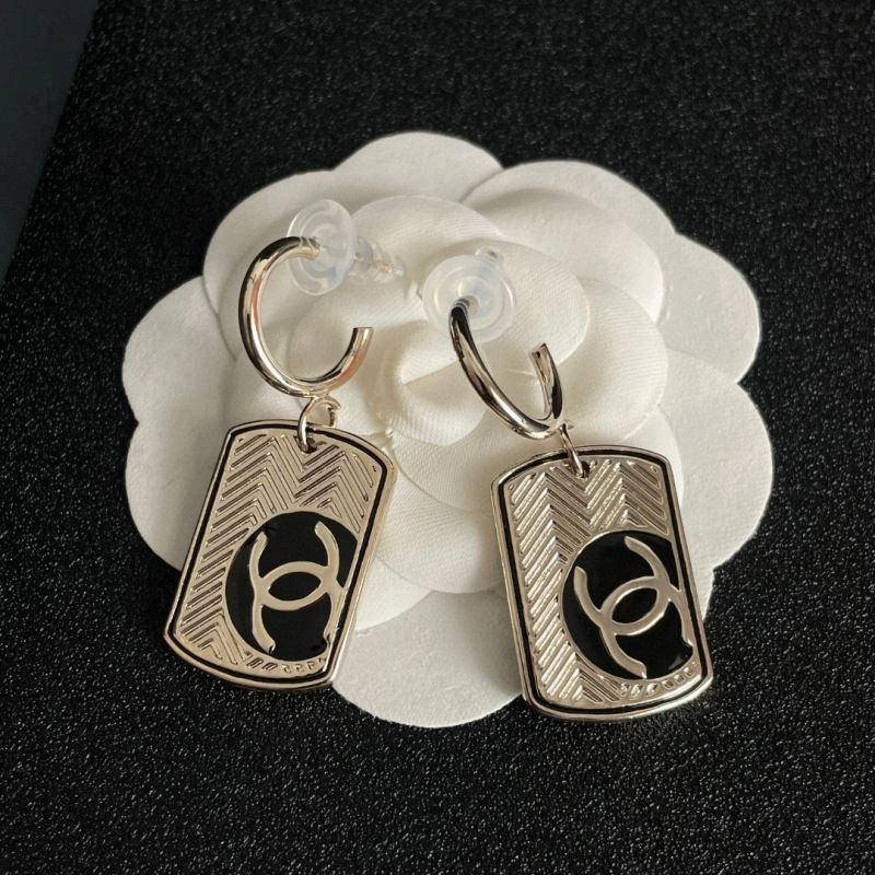 Affordable Chanel Earrings 228932