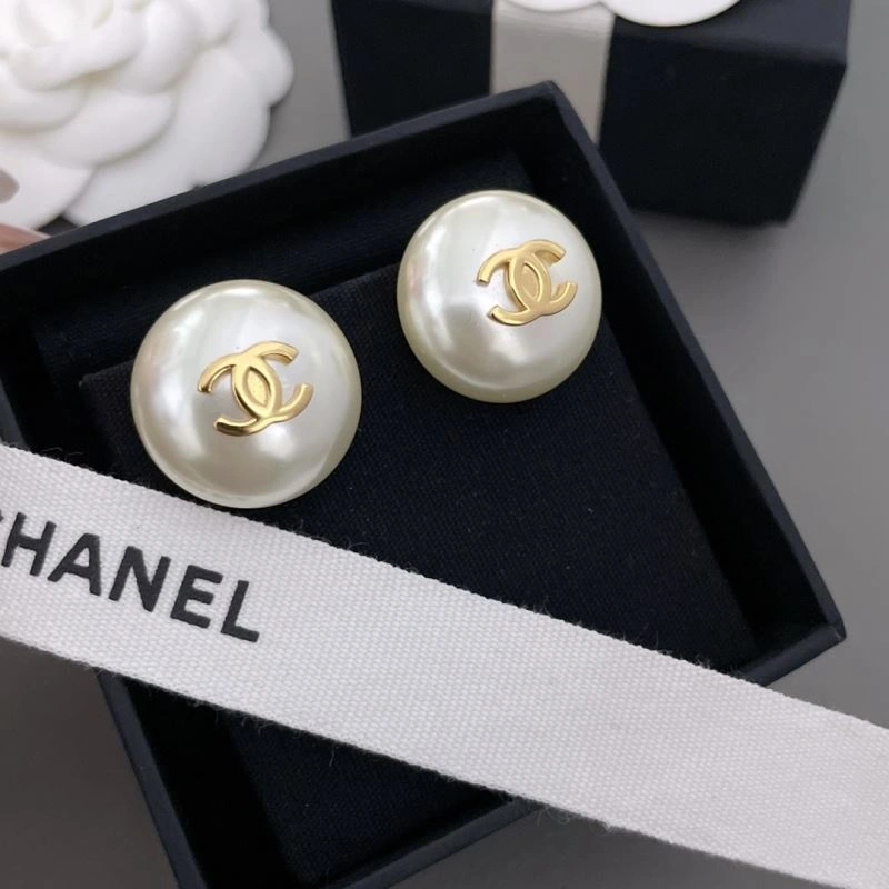 Chanel Earrings Neat 228927