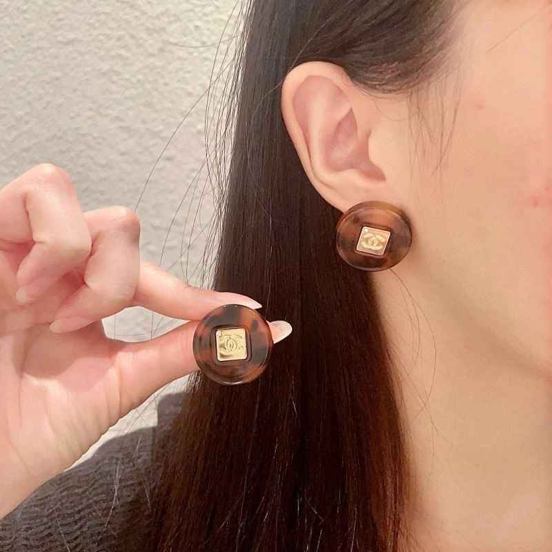 Stylish Chanel Earrings 228923