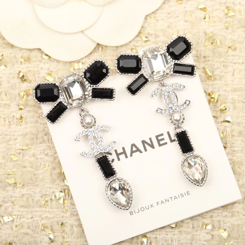 Chanel Earrings Trendsetting 228968