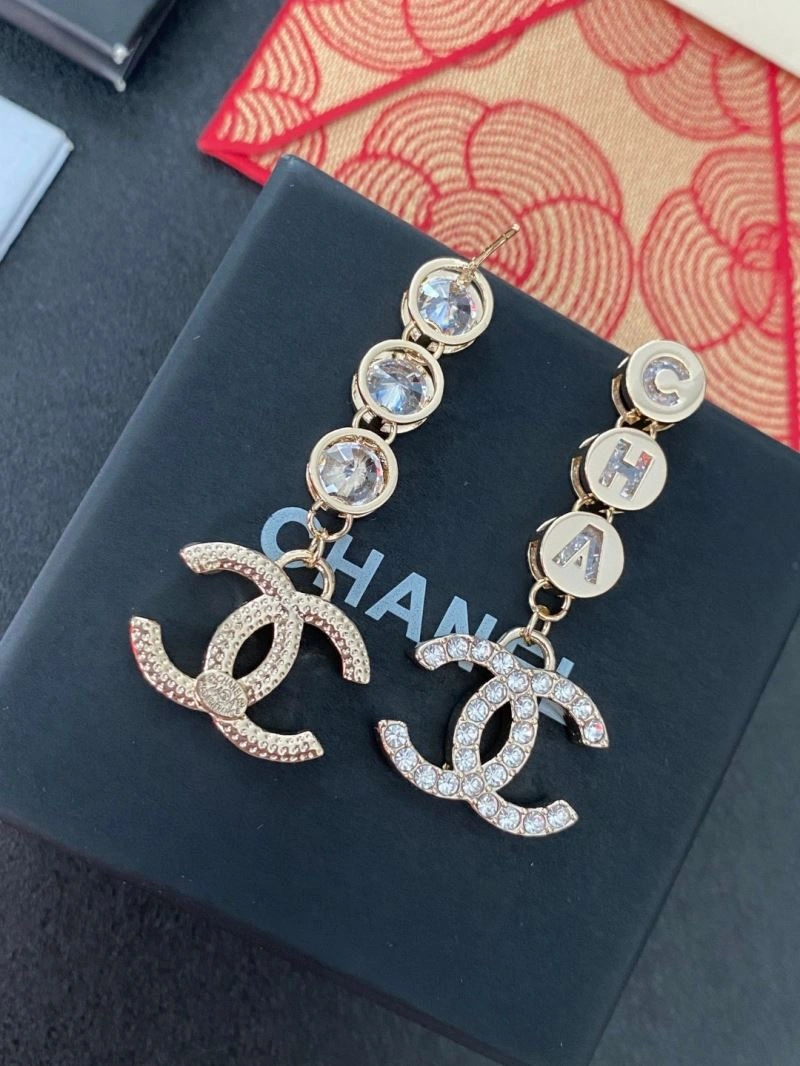 Chanel Earrings EyeCatching 228950