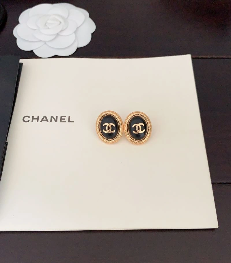 Elegant Chanel Earrings 228906