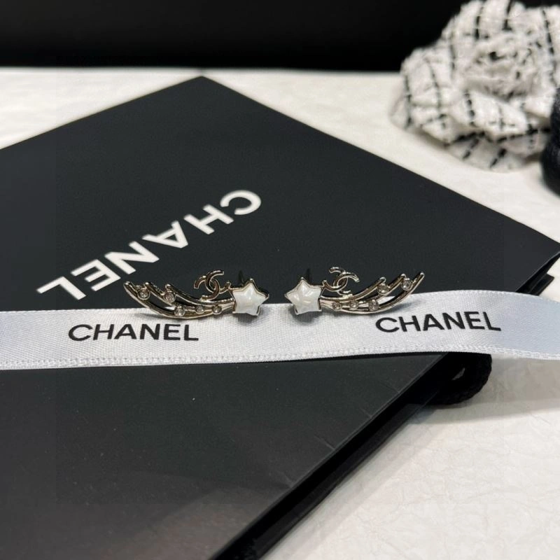 Chanel Earrings Lightweight 228890