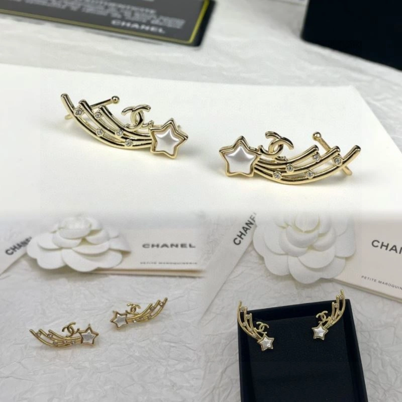 Chanel Earrings Lightweight 228890