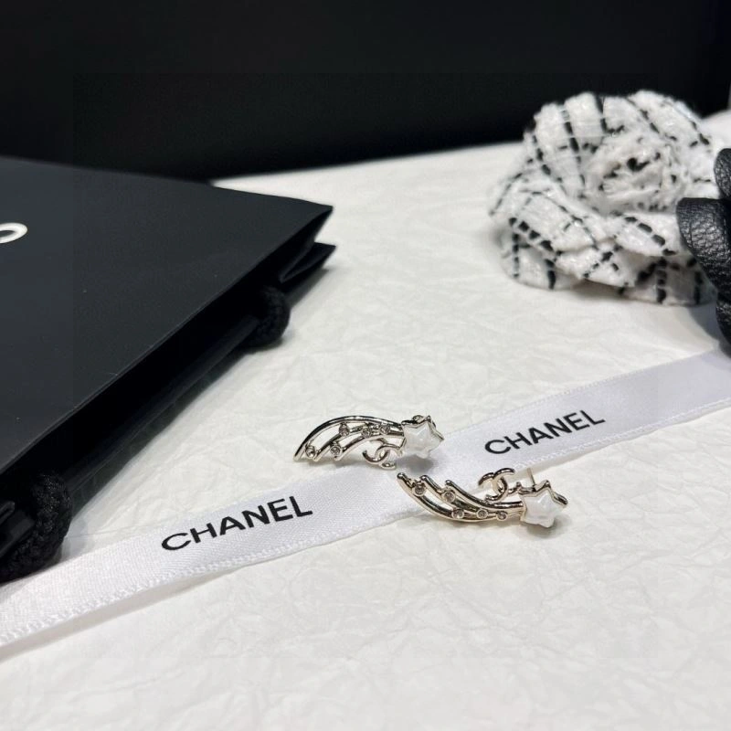 Chanel Earrings Lightweight 228890