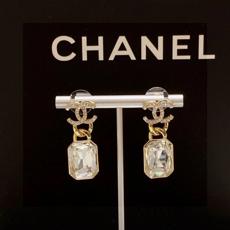 Modern Chanel Earrings 228889