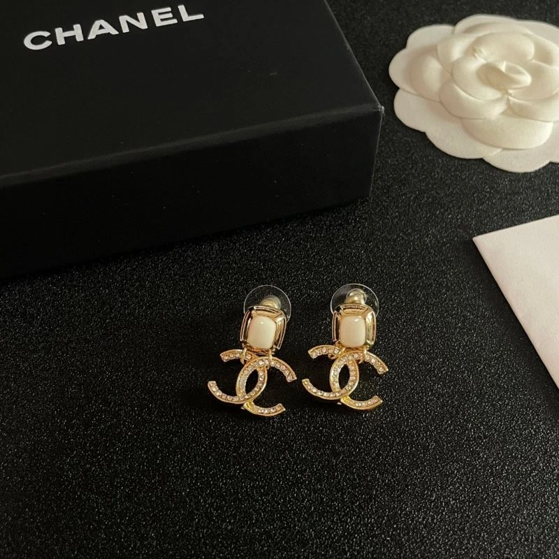 Chanel Earrings Reliable 228918