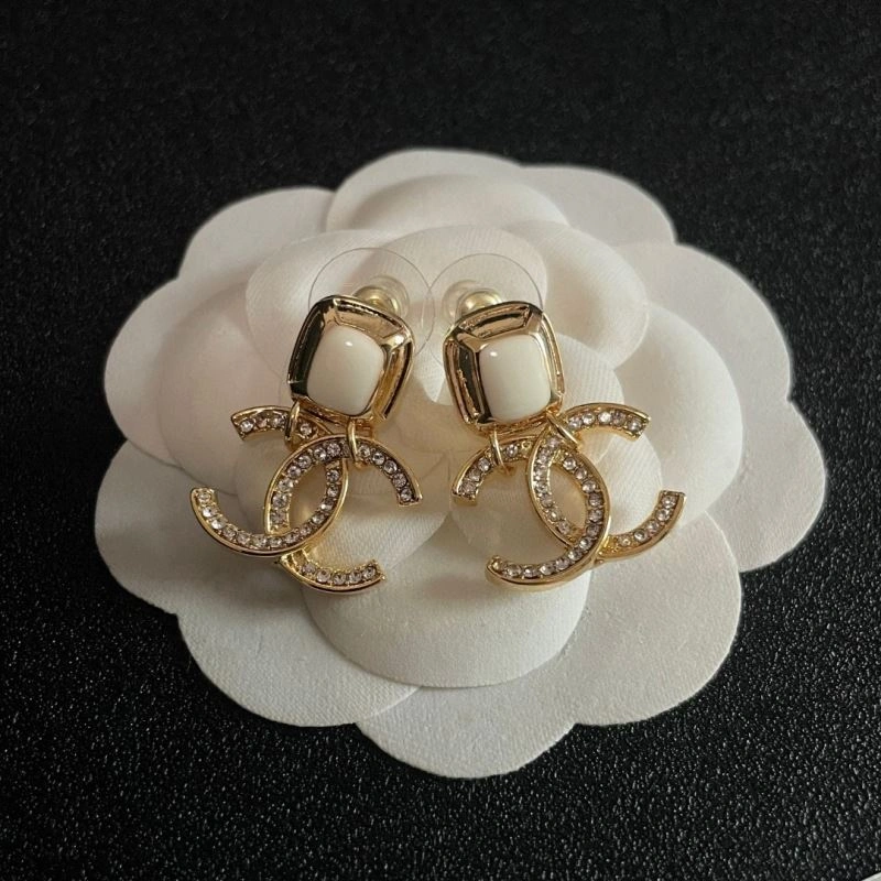 Chanel Earrings Reliable 228918
