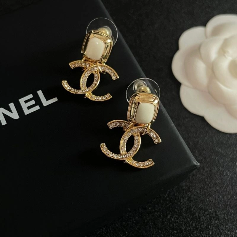 Chanel Earrings Reliable 228918