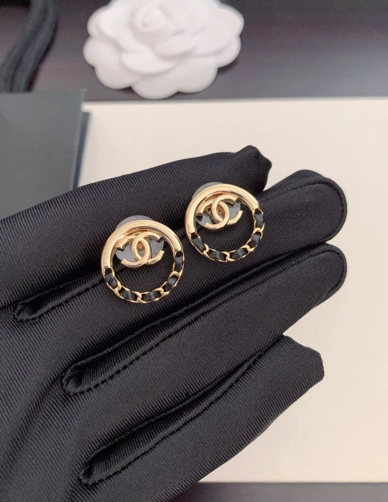 Refined Chanel Earrings 228915
