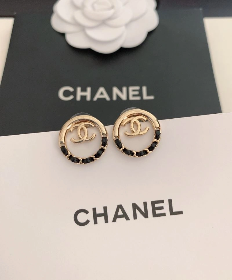 Refined Chanel Earrings 228915