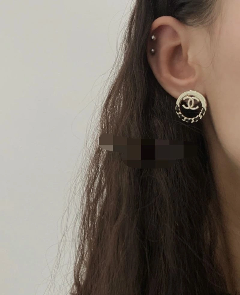 Refined Chanel Earrings 228915