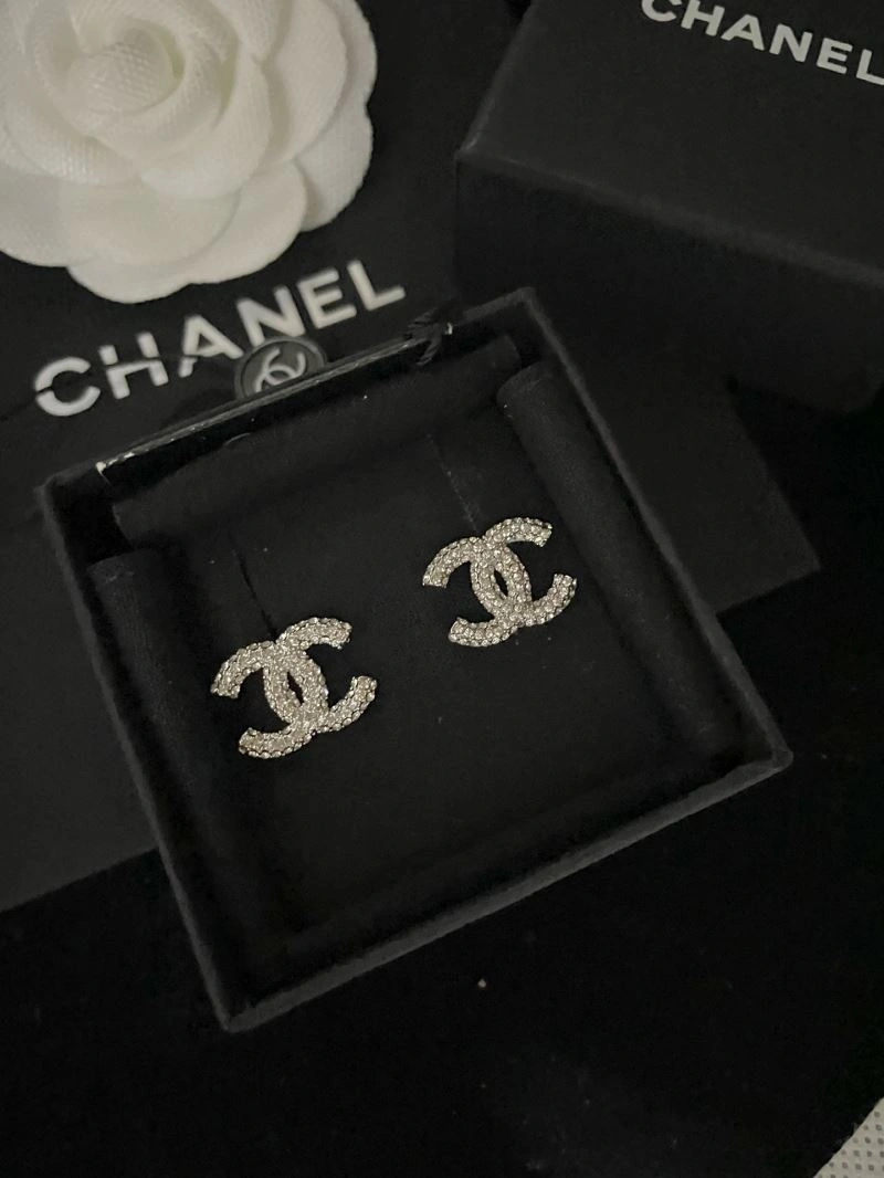 Tailored Chanel Earrings 228989