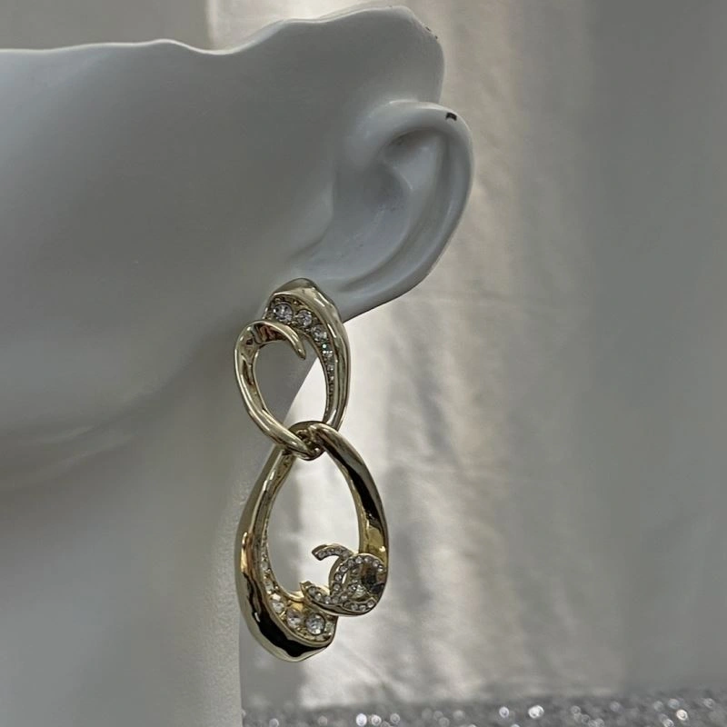 Chanel Earrings Practical 228886