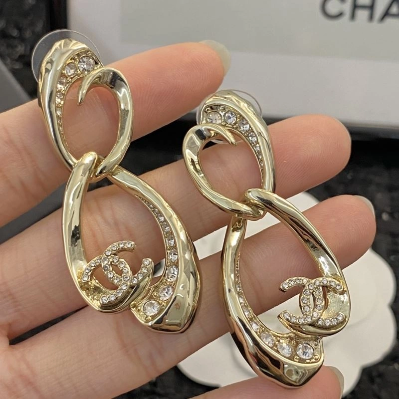 Chanel Earrings Practical 228886