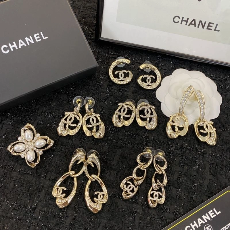 Chanel Earrings Practical 228886