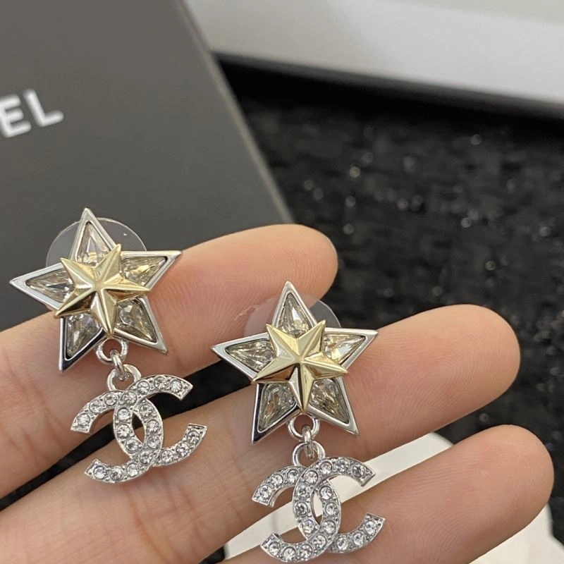 Chanel Earrings SmoothTexture 228876