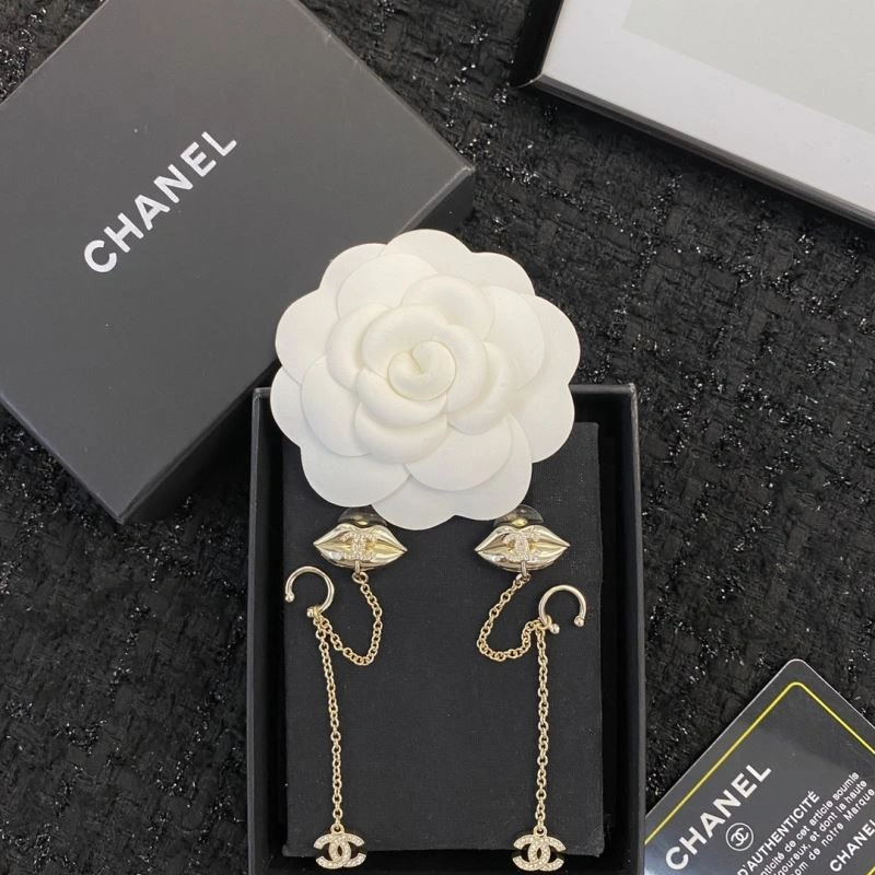 Chanel Earrings Durable 228901