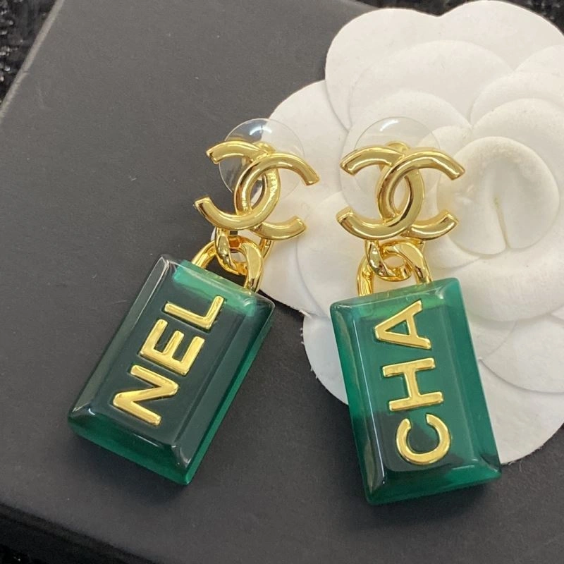 Sleek Chanel Earrings 228860