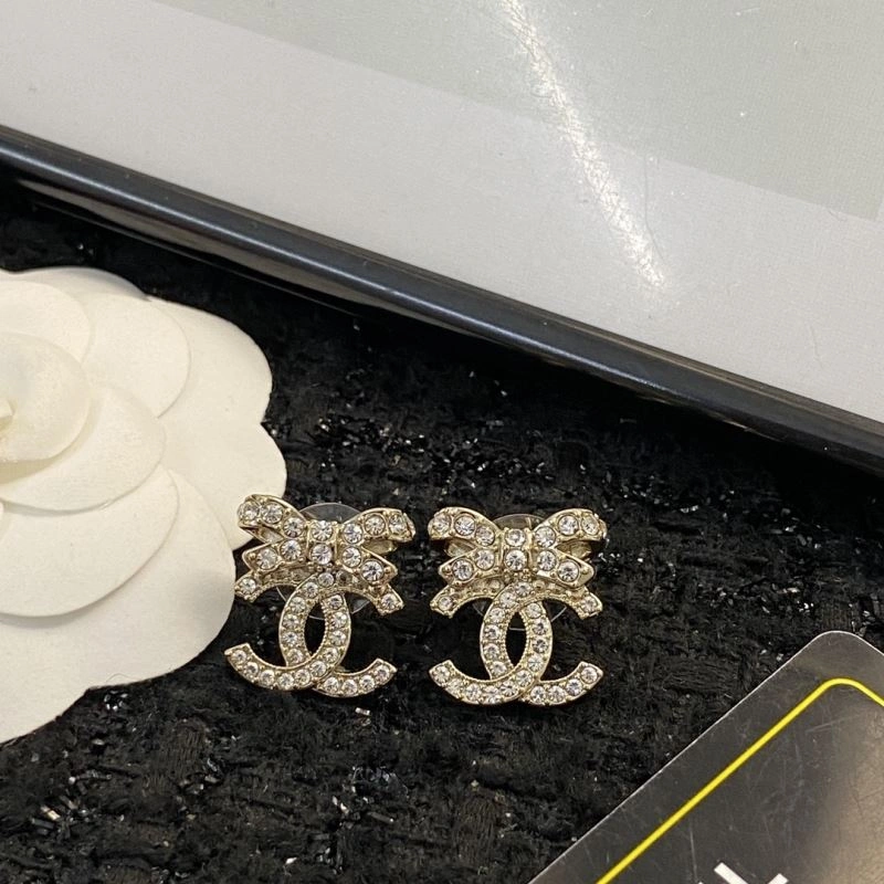 Sleek Chanel Earrings 228880
