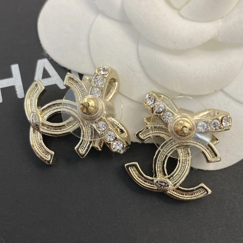 Sleek Chanel Earrings 228880