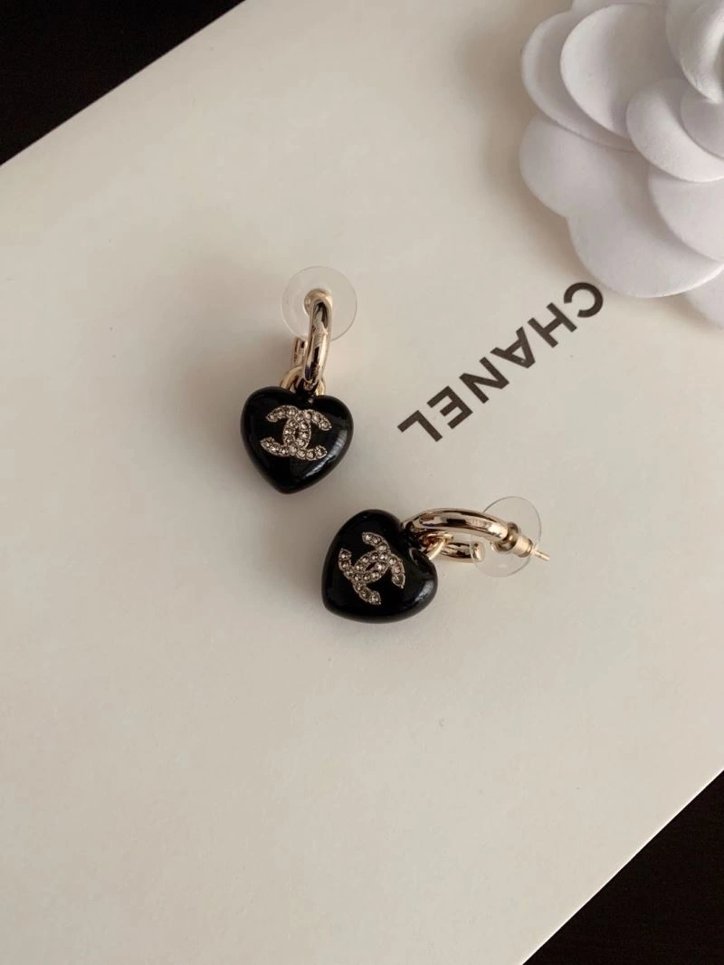 Trendsetting Chanel Earrings 228844