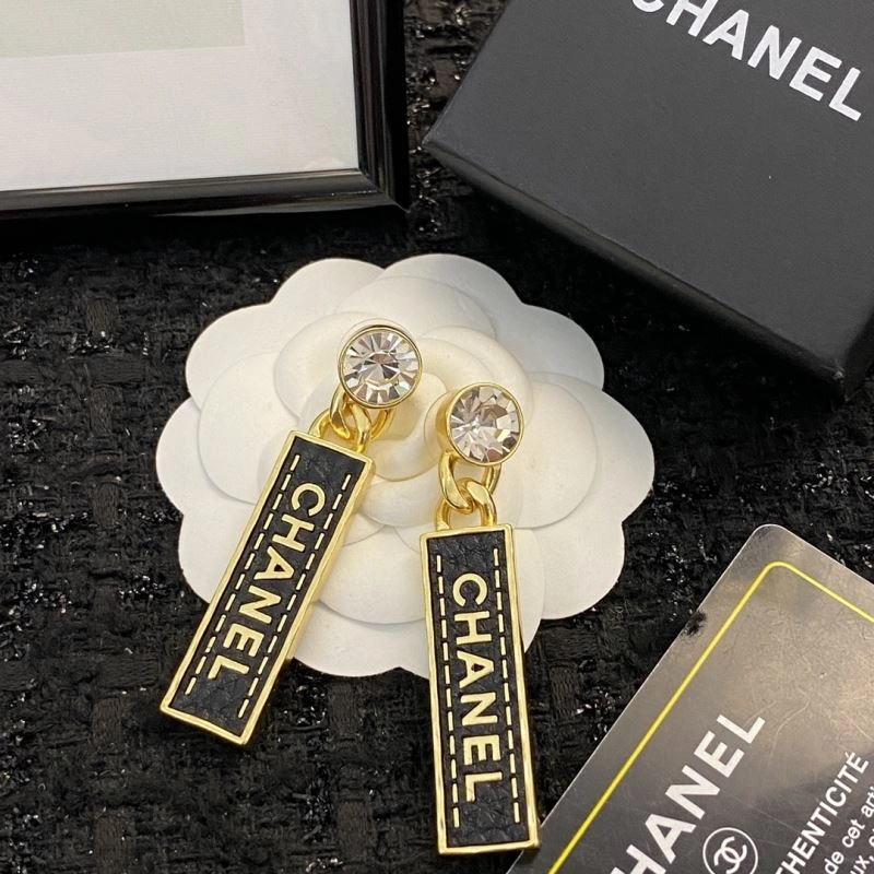 Chanel Earrings Trendsetting 228862