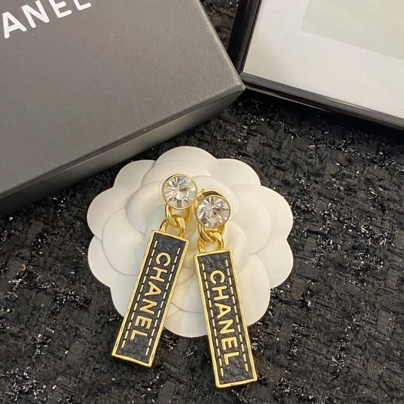 Chanel Earrings Trendsetting 228862