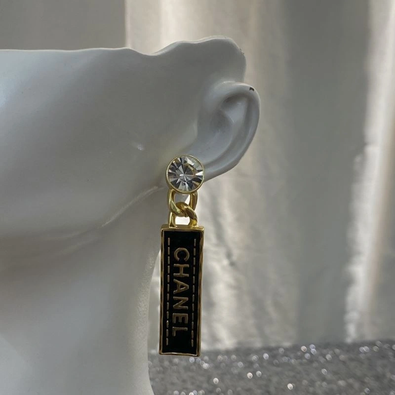Chanel Earrings Trendsetting 228862