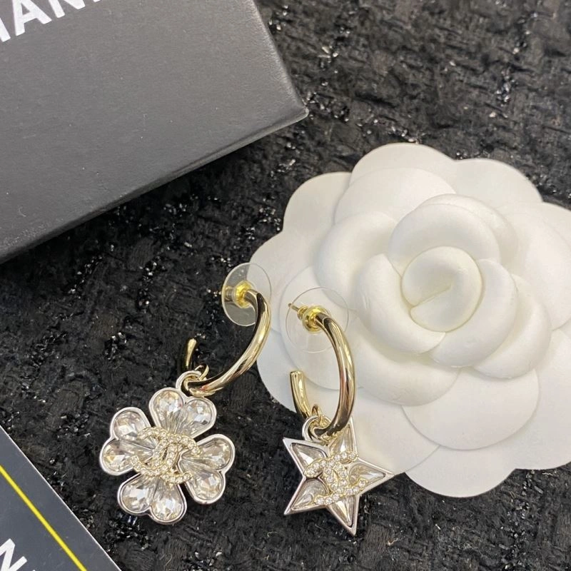 Chanel Earrings StreetReady 228882