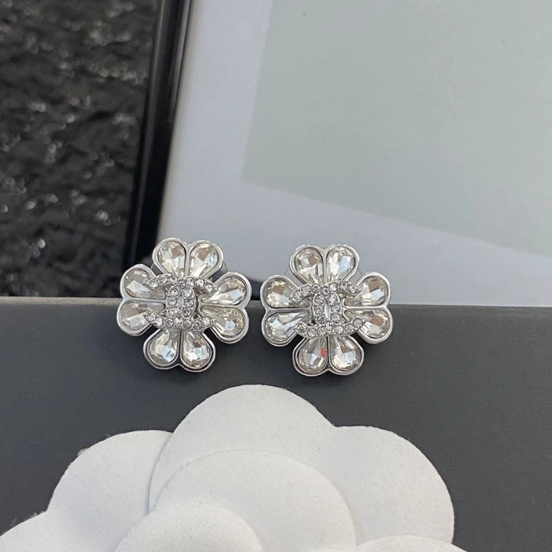 Chanel Earrings Lightweight 228881