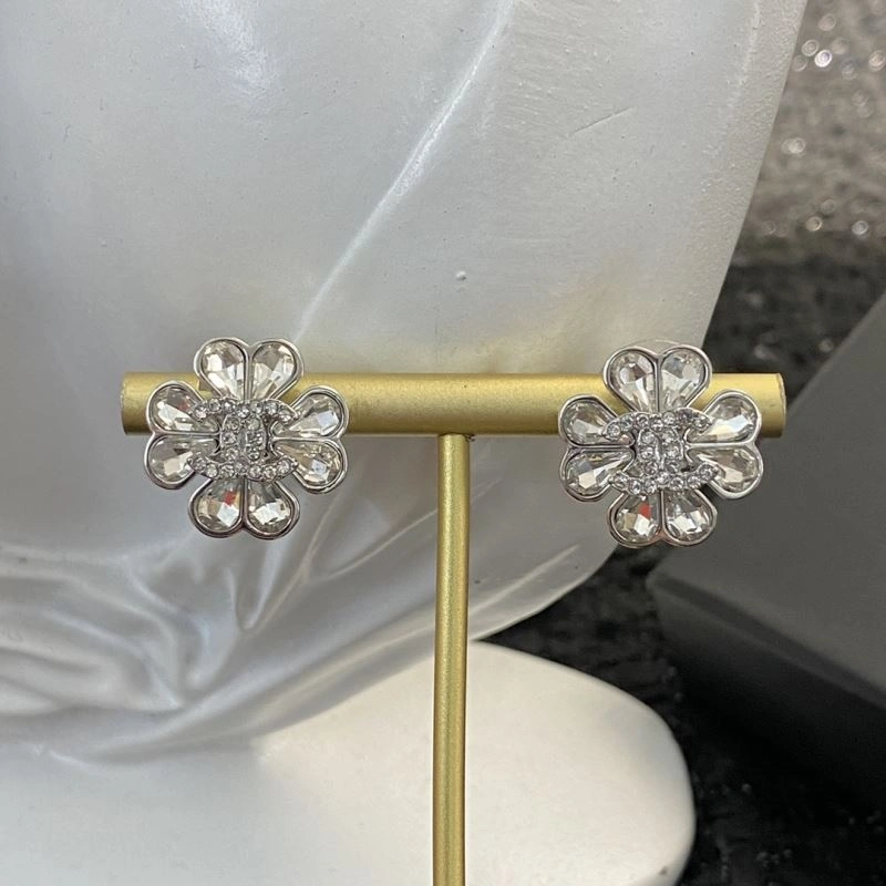 Chanel Earrings Lightweight 228881