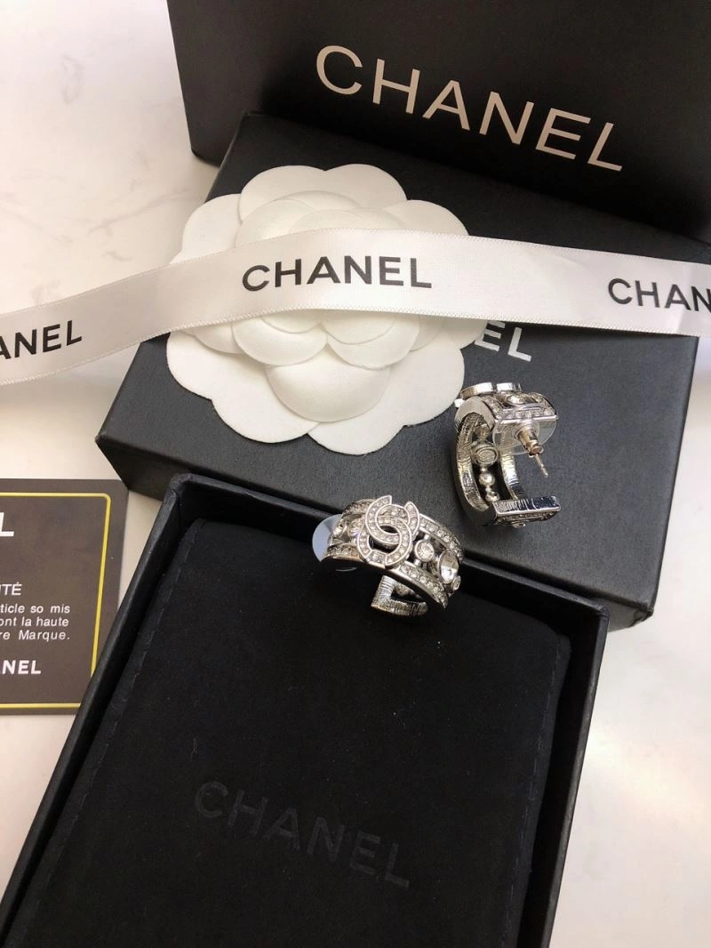 Durable Chanel Earrings 228896