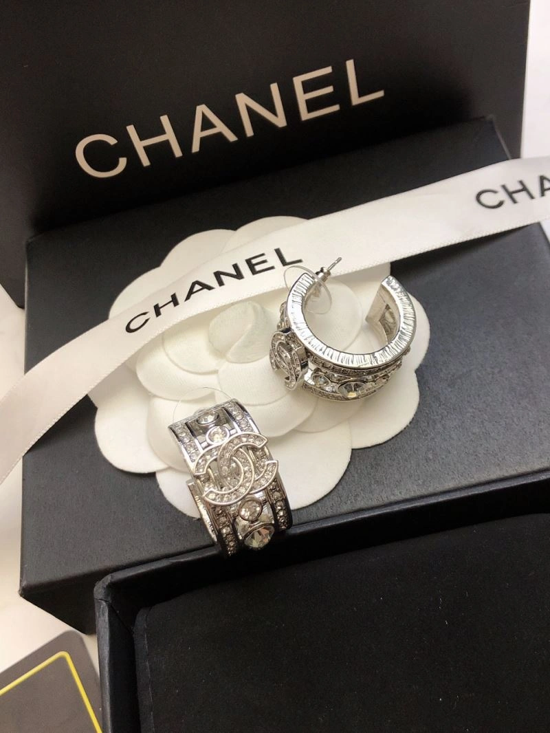 Durable Chanel Earrings 228896