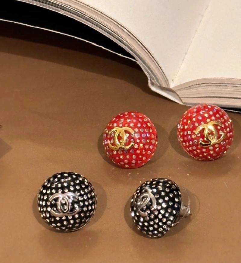 MoistureWicking Chanel Earrings 228858