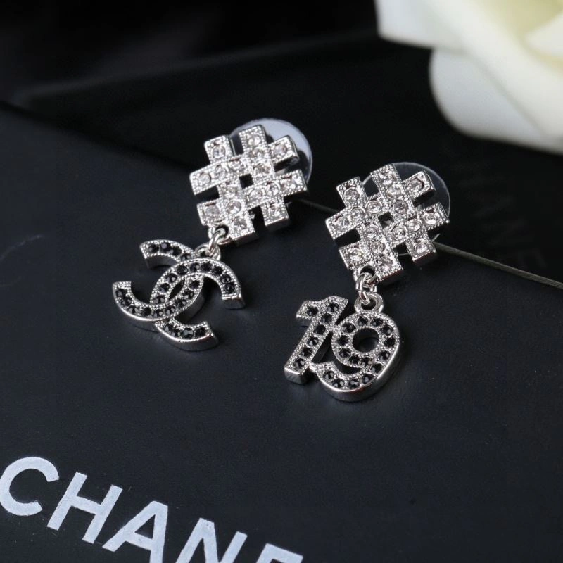 UrbanStyle Chanel Earrings 228817