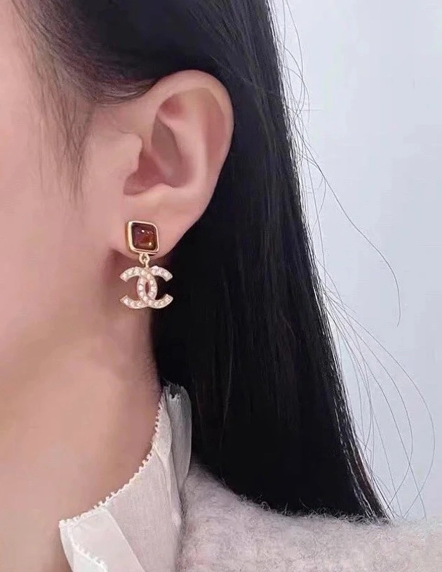 Chanel Earrings Elegant 228847